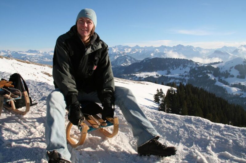 Switzerland: Private Sledging Day Tour - Learning to Sledge with a Professional Instructor