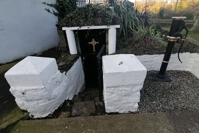 Swords Dublin Ireland Walking Tour Fun Experience - Discover the Significance of St. Columba’s Church and Belfry