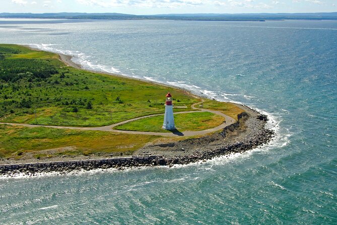 Sydney Sightseer City and Coastal Tour - Iconic Views at Low Point Lighthouse