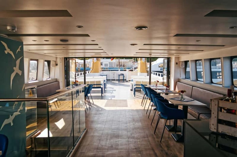 Sylt: Boat tour - afternoon cruise | coffee & cake available - Discover Sylt’s Coastal Charm on a Cozy Afternoon Boat Cruise