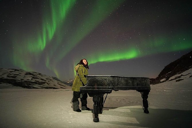 Symphony - Arctic Breeze, teamining up with nature. - The Likelihood of Seeing the Aurora
