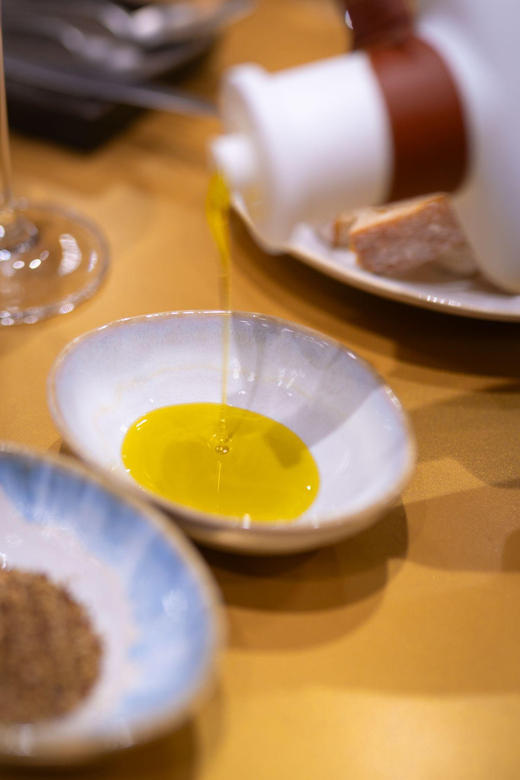 Symphony of Flavors - Olive Oil & Food Pairing at Corfu Town - Who Will Appreciate This Tour the Most?