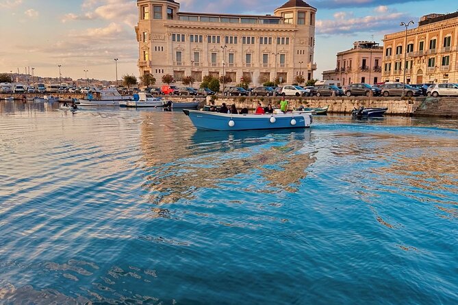 Syracuse: Boat tour with Aperitif 2 hours - Practical Details and Booking Tips