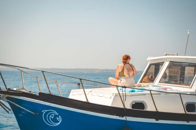 Syracuse: Boat tour with barbeque on board - Discover Syracuses Coastline on a Boat Tour with Barbecue