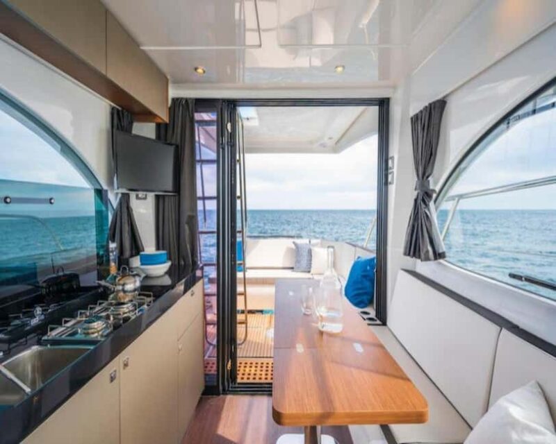 Syracuse full day cruise with lunch and aperitif - Swimming and Snorkeling in Pristine Waters