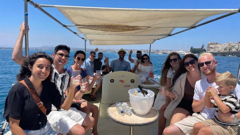 Syracuse: Ortigia Boat tour & Granita (optional) - 5 Languages - Exploring Syracuse from the Sea: A New Perspective on the Coastline