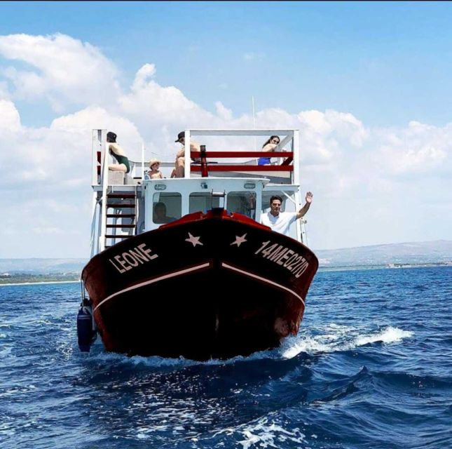 Syracuse: Ortigia Island Boat Tour with Lunch and Wine - Key Points