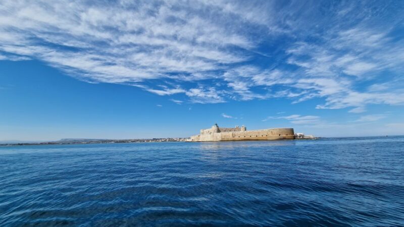 Syracuse: Pillirina, Ortigia, and Sea Caves Tour by Boat - Flexibility and Comfort During the Tour