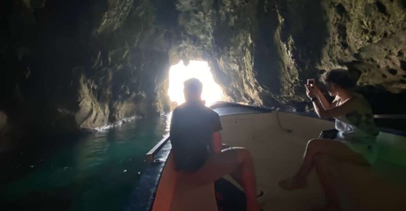 Syracuse :Private boat trip con Prosecco/Fresh fruit - Experience a Private Boat Tour with Prosecco and Fresh Fruit in Syracuse