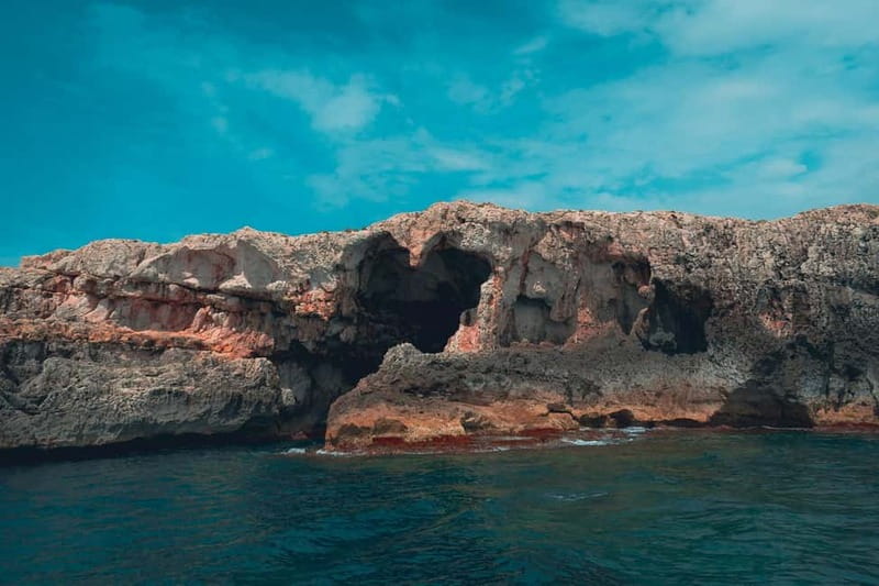 Syracuse: PRIVATE tour with PROSECCO - Explore Syracuse by Boat with Prosecco and Sea Caves