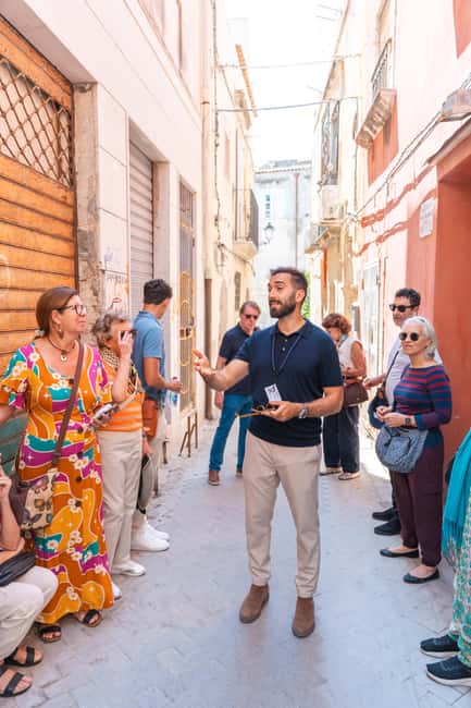 Syracuse: The Street Food Tour in Ortigia with a Local Guide - Sampling the Best Arancino at a Traditional Bakery
