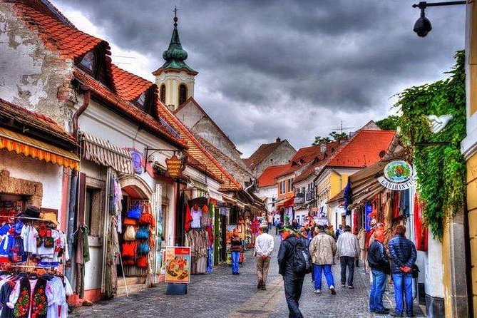 SzentEndre-SaintAndrew City Privately Shopping and Picturesque - What’s Included: Comfort and Convenience