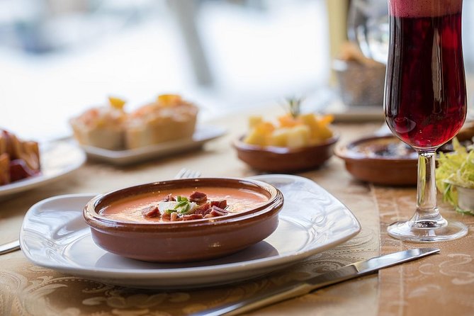 Tablao Flamenco Cordobes at Rambla Barcelona with Dinner Option - Comparing the Dinner and Show Experience