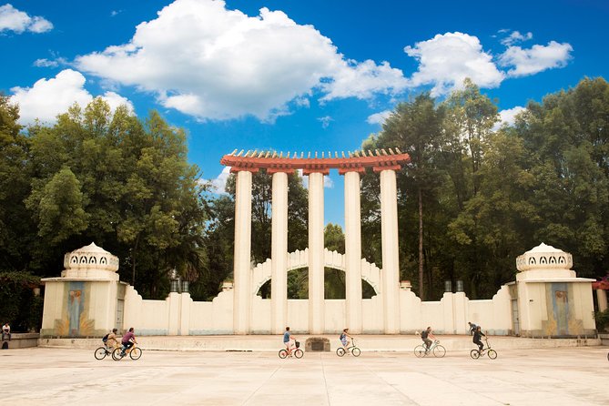 Taco Culture Bike Tour with 4 Taco Stops - Exploring Mexico Citys Iconic Neighborhoods by Bike