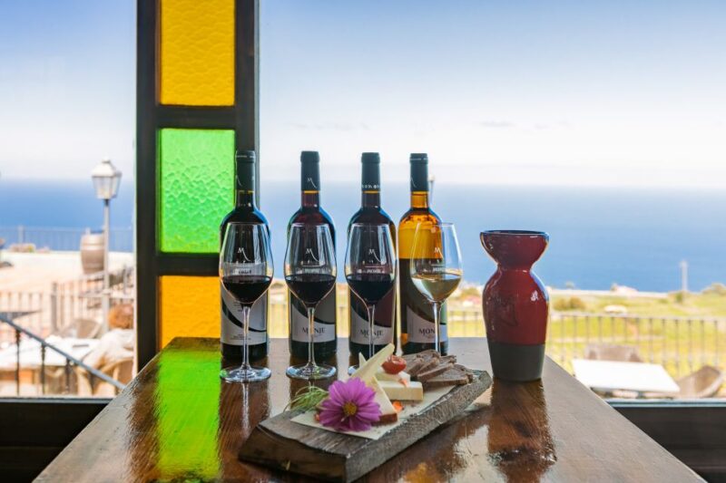 Tacoronte: Guided Winery Tour with Wine and Cheese Tastings - The Guide: Knowledge and Personality