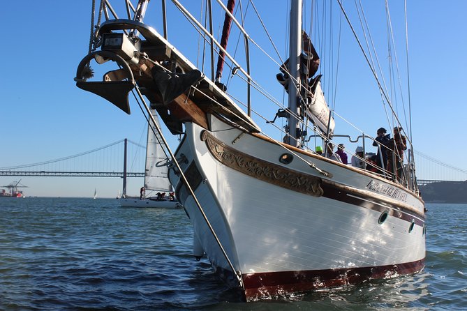 Tagus River - Private Tour on Vintage Sailboat - Customizable Options and Onboard Tastes