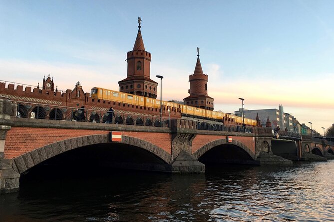 Take the U Train: An Audio Story of Berlin's Oldest Elevated Railway Line - Pacing and Experience Details