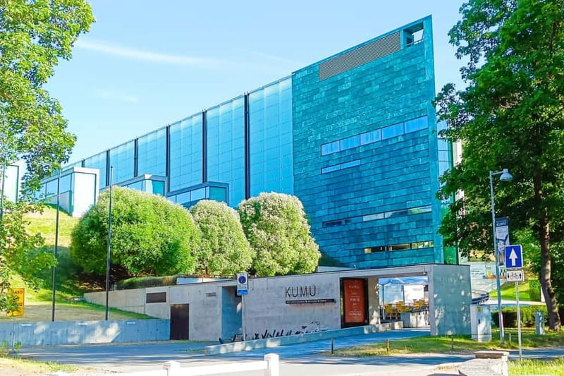 Tales of Tallinn 2-hour Car Tour - Russalka Memorial and Viewpoints