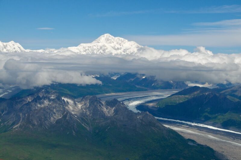 Talkeetna: Denali Flight Tour with Glacier Landing - Visiting the Long Kahiltna Glacier and Its Climbing Base