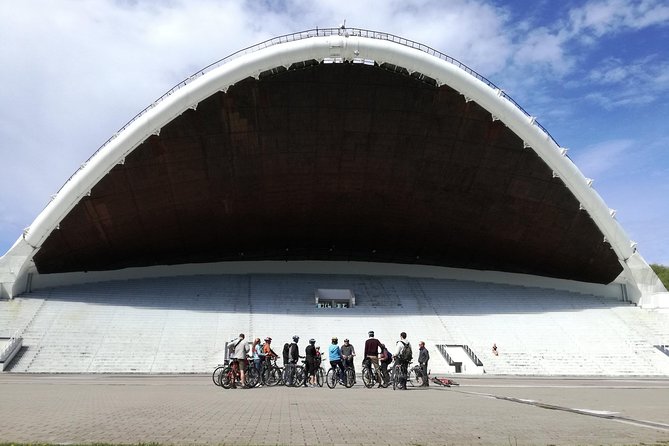 Tallinn Bicycle Sightseeing Tour - Physical Requirements and Accessibility