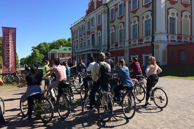 Tallinn Bike Tour with Electric Bikes - Key Points