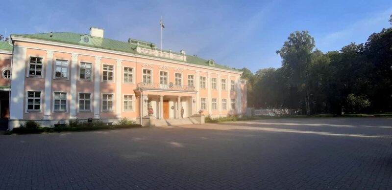 Tallinn: Combined Guided Highlights Tour in Wonderful City! - Viewing the Tallest Building: The Tallinn TV Tower