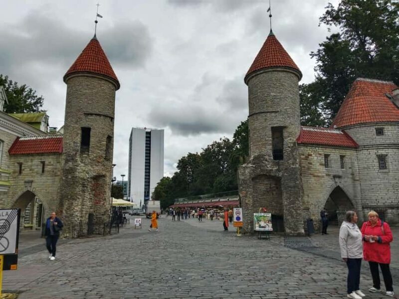 Tallinn Day Tour: Old Town Legends, Lunch & Modern Sights - Modern Architecture and Urban Charm in Rotermann Quarter
