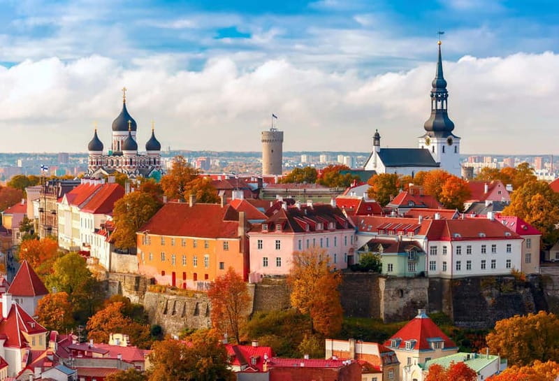 Tallinn: Guided Old Town Historical Walking Tour - Discovering Pikk Tänav and the Estonian History Museum