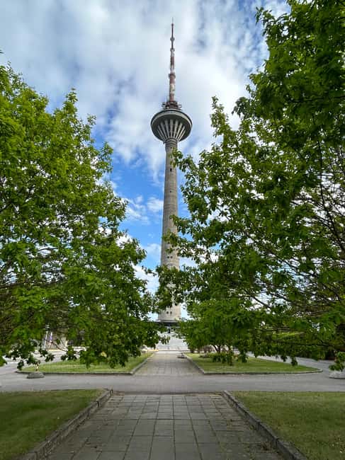 Tallinn: Half-Day City Tour - The Stops at Song Festival Grounds and the Coastal Photo Spot