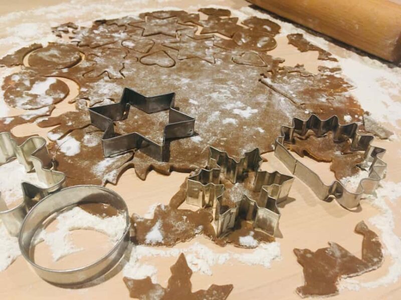 Tallinn: Local Gingerbread Workshop in the Old Town - Tallinns Gingerbread Workshop: A Festive Must-Do