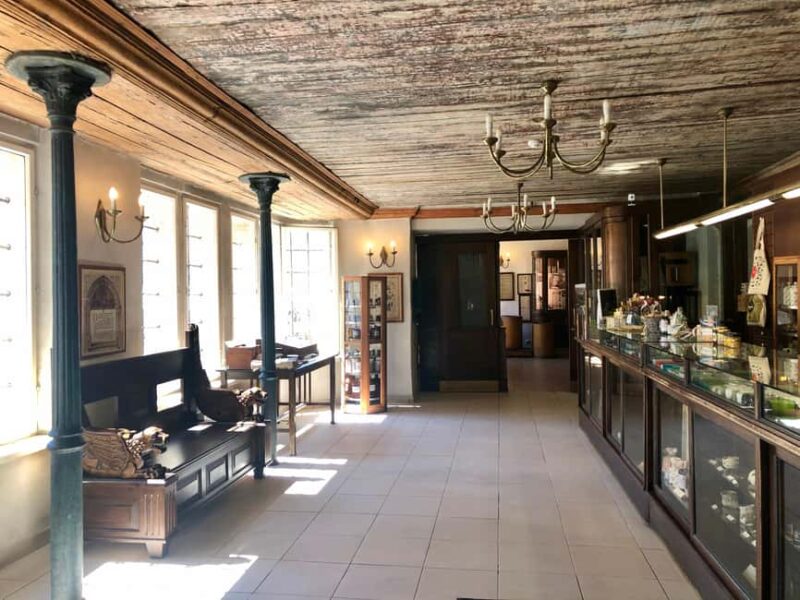 Tallinn: Old Town Evening Walking Tour with Organ Concert - The Great Guild Hall: A Medieval Landmark