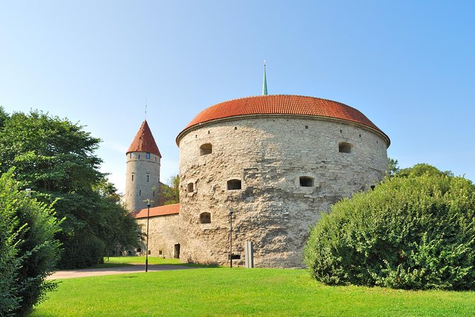 Tallinn Private Walking Tour - Discovering Religious Heritage at Peapiiskopi Kirik