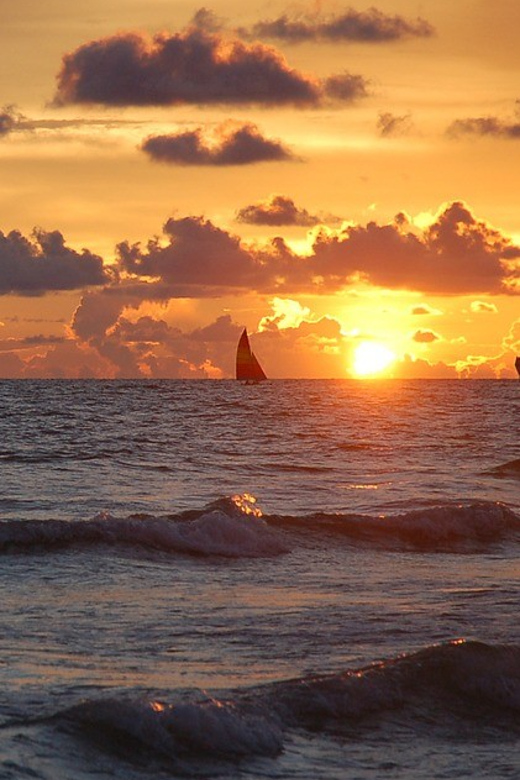 Tampa Bay: Private Sunset Cruise with Champaign or Wine - The Experience Provider: Pocket Change Fishing Charters