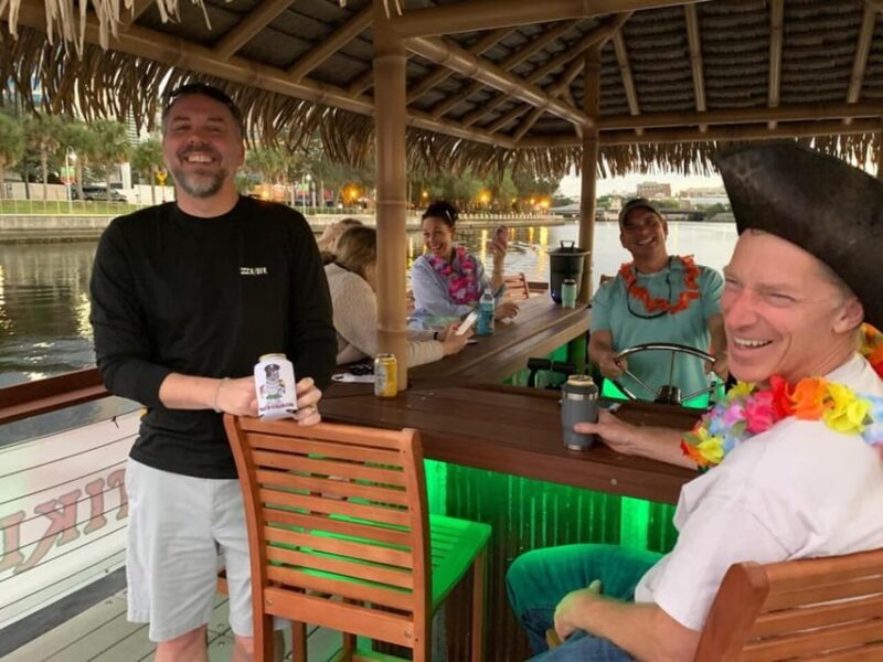 Tampa: Hillsborough River Tiki Bar Boat Up to 13 people - Passing Tampa’s Downtown Landmarks and Waterfront Parks