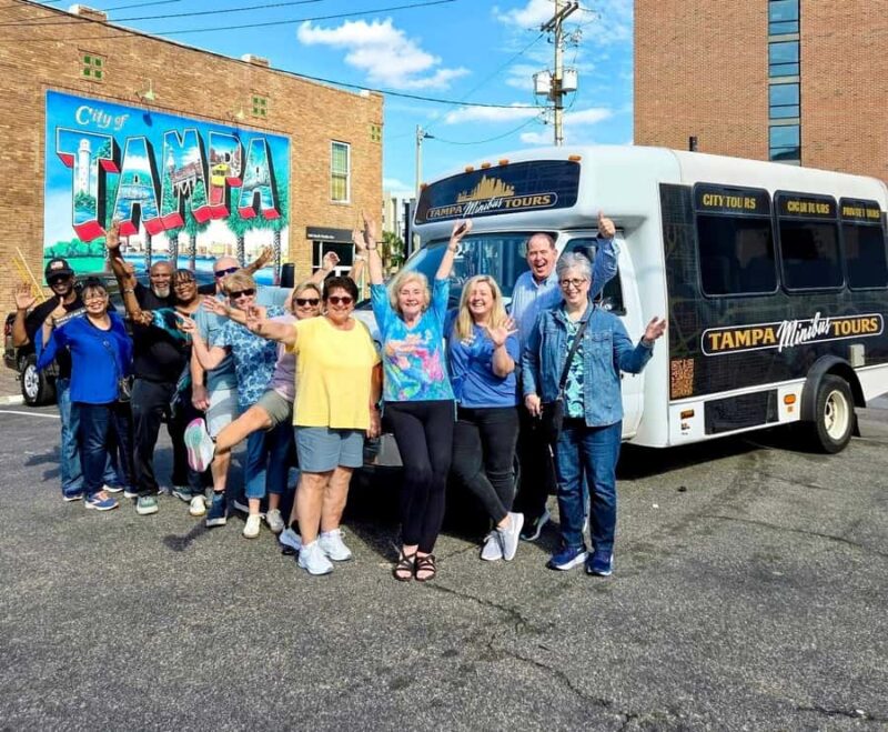 Tampa: Sightseeing City Bus Tour with Ybor City - Starting Point at Barrymore Hotel Tampa Riverwalk