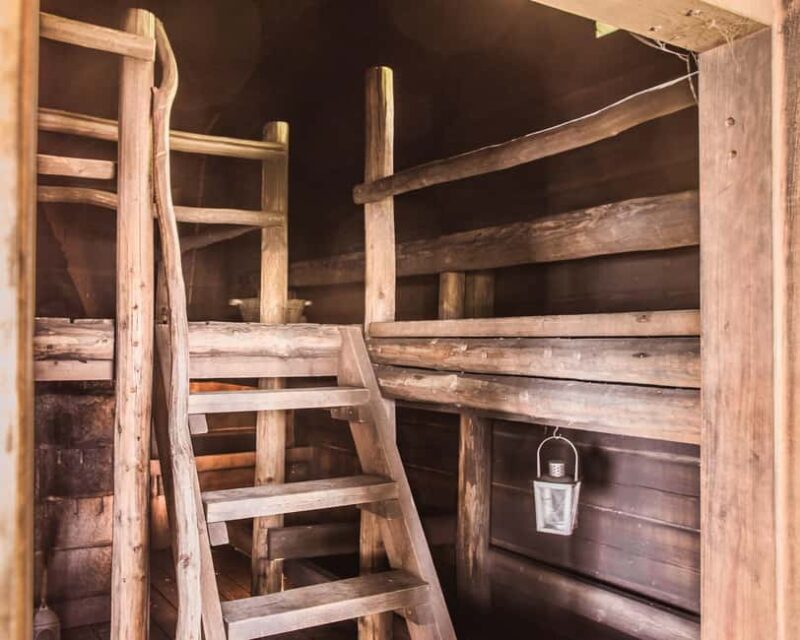 Tampere: Traditional Smoke Sauna & Lake Swim in Niemi-Kapee - The Peaceful Lakeside Setting of Niemi-Kapee