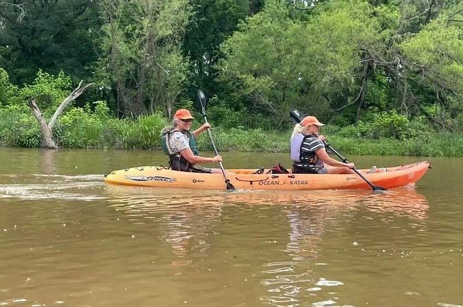 Tandem (2 person) Kayak Rental - Starting Point at Panther Island Beach in Fort Worth