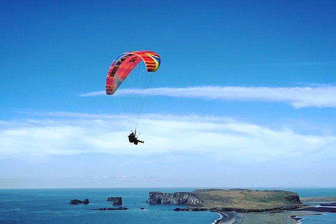 Tandem Paragliding Flights from Vik - The Meeting Point and Group Size
