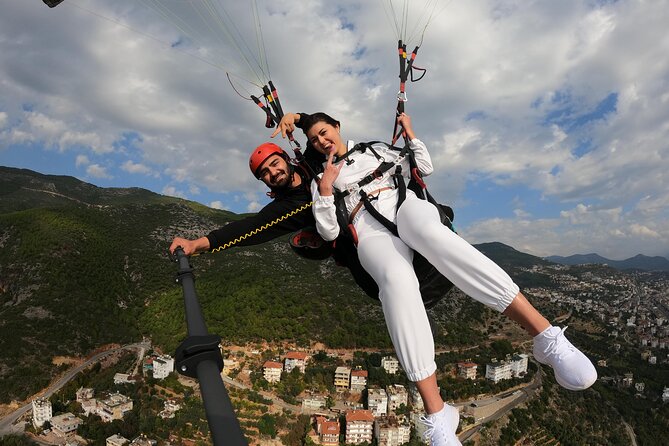 Tandem Paragliding in Alanya with Professional Licensed Pilots - Practical Details and Participant Requirements