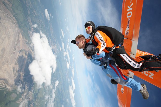 Tandem Skydiving Adventure in Prague - Key Points