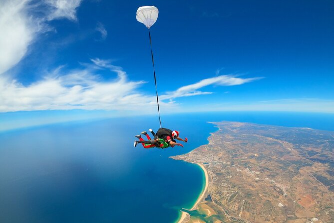Tandem Skydiving Algarve 10.000ft  3500m - Safety and Professionalism of the Guides