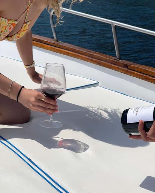 Taormina: Boat Tour with Sicilian Wine Tasting - Who Will Most Appreciate This Tour?