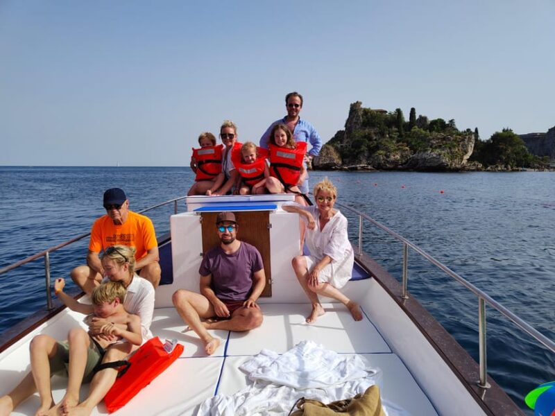 Taormina: Coastline Boat Tour with Aperitif and Snorkeling - The Pacing and Overall Rhythm of the Tour