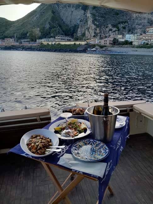 Taormina: Isola Bella Boat Tour with Prosecco Onboard - Taormina: Isola Bella Boat Tour with Prosecco Onboard