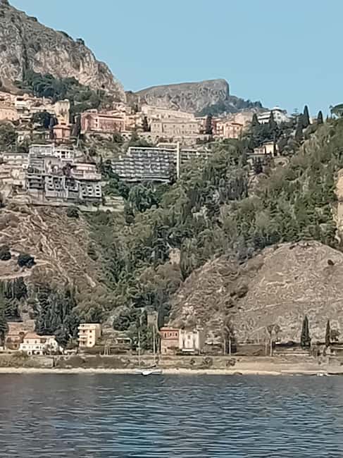 Taormina: Isola Bella Boat Tour with Prosecco Onboard - Onboard Prosecco and Almond Pastries