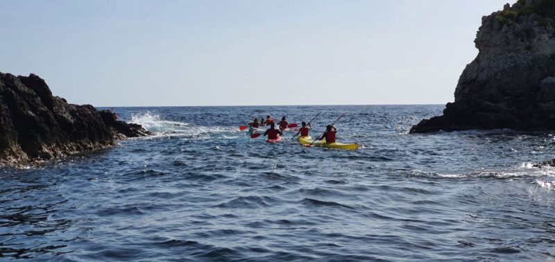 Taormina: Kayak Coastal Tour to Isola Bella and Blue Grotto - Realistic Expectations and Limitations