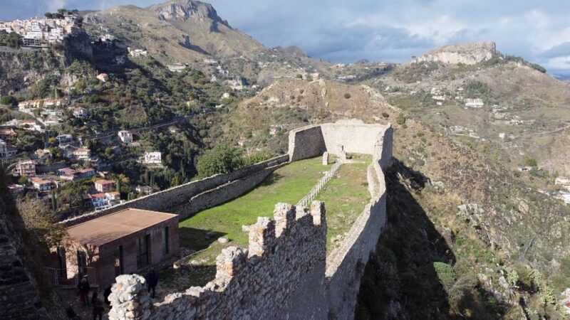 Taormina; Taormina Castle Tour - The Meeting Point and Climbing Logistics