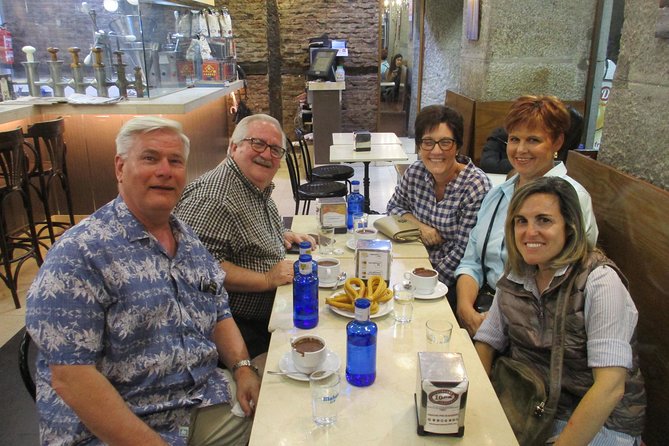 Tapas and history tour ending with churros with chocolate - Practical Details and Considerations
