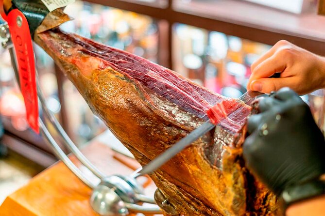 Tapas and Wine with Flamenco Show in Barcelona's Old Town - Tour Strengths and Limitations