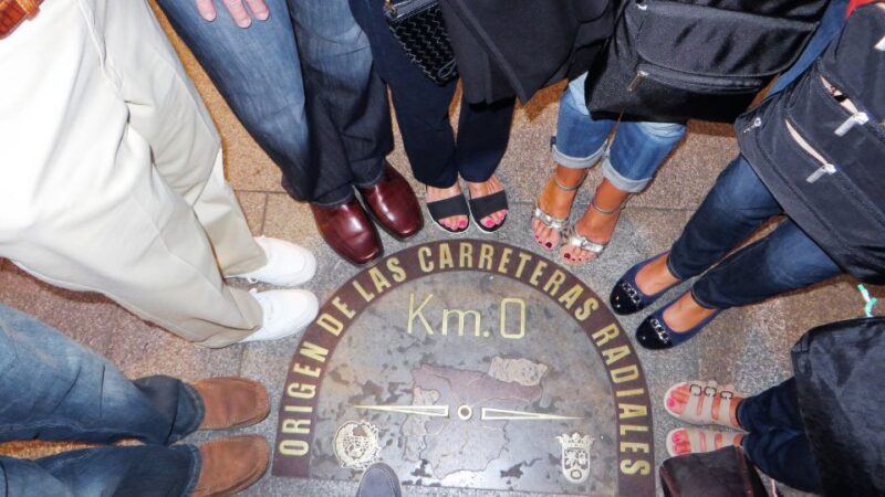 Tapas Crawl in Madrid Historical Quarter for Lunch or Dinner - The Role of the Guides in Enriching the Experience